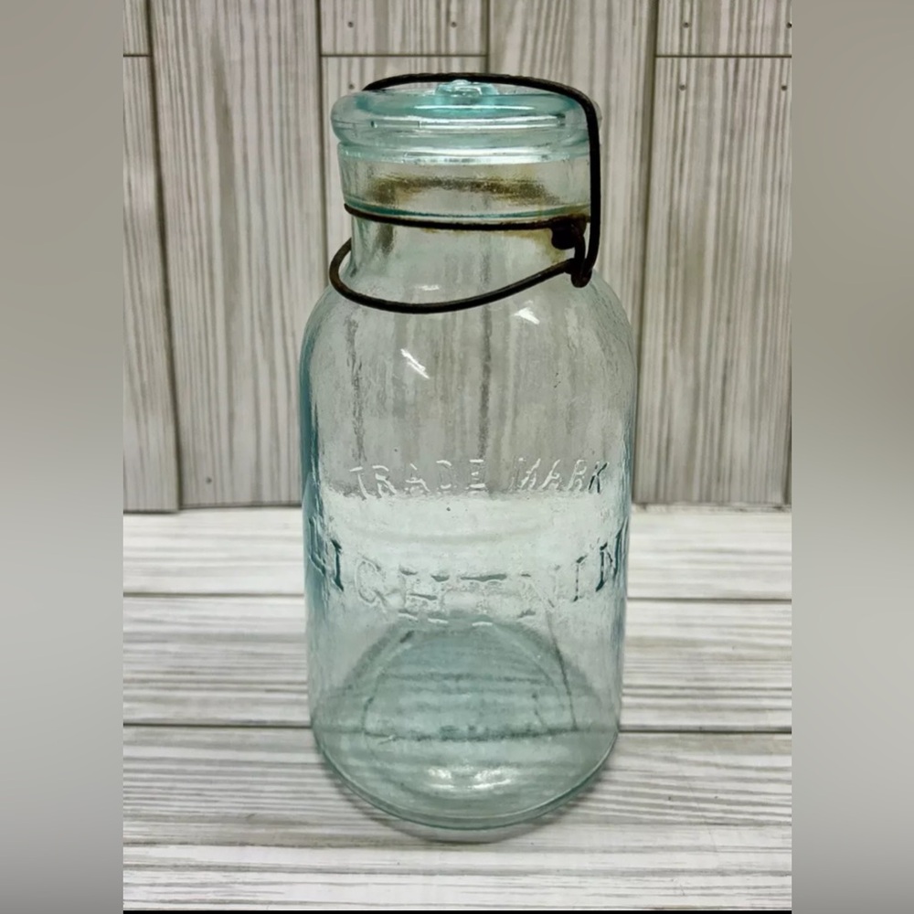 Putnam Lightning Fruit Canning Jar Aqua Glass Lid Wire Bail 1 Qt 4 cup Antique